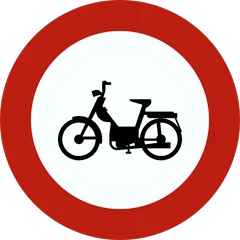 Panneau C9 : Accès interdit aux conducteurs de cyclomoteurs