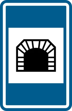 Panneau F8 : Tunnel (d'une longueur de plus de 500 mètres)