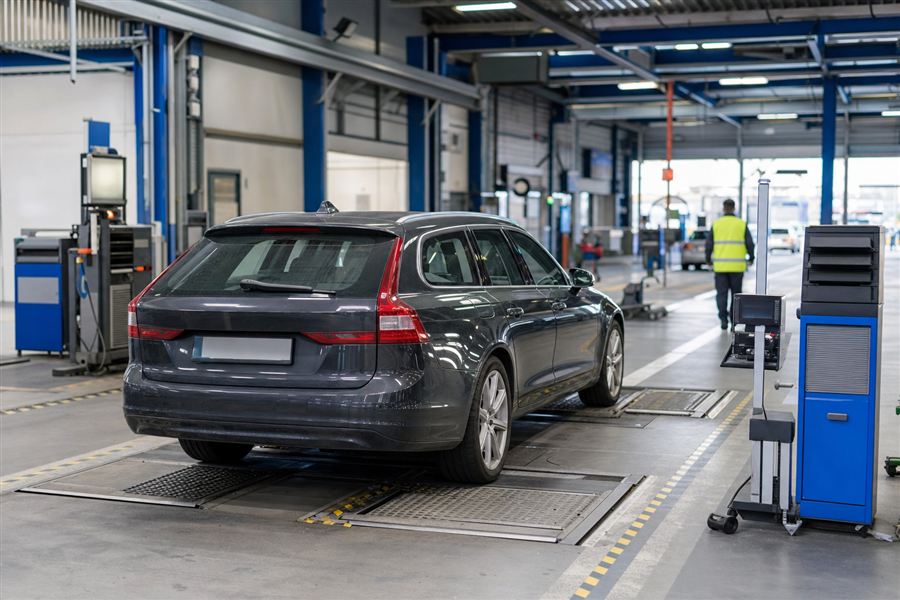 Voiture inspectée lors du passage au contrôle technique