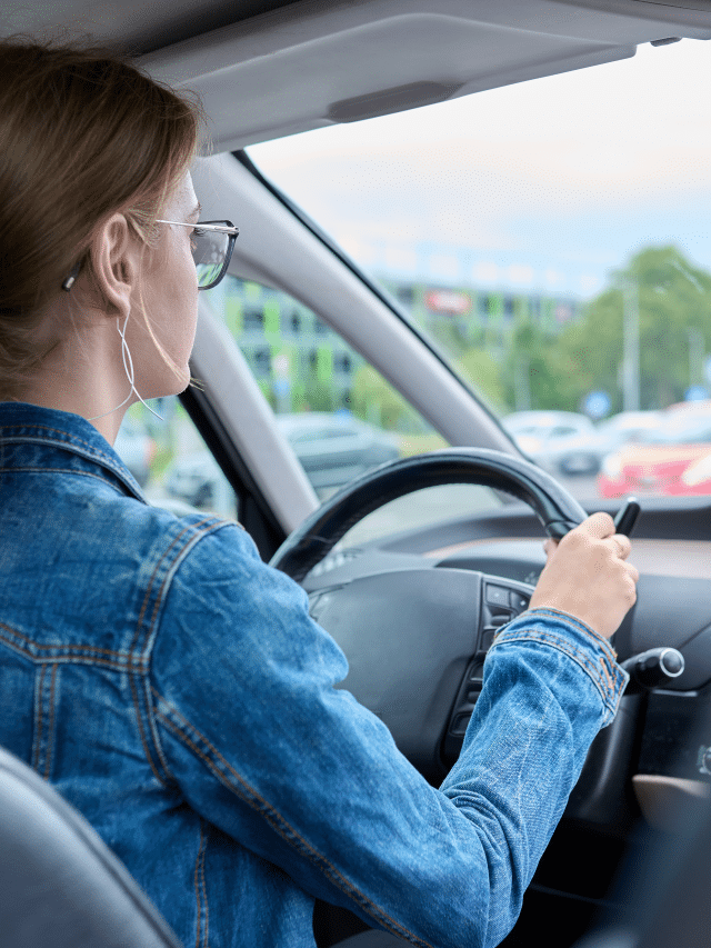 Hoe oud moet je zijn om te slagen voor de verkeersregels in België? Hoe oud moet je zijn om te slagen voor de verkeersregels in België?
